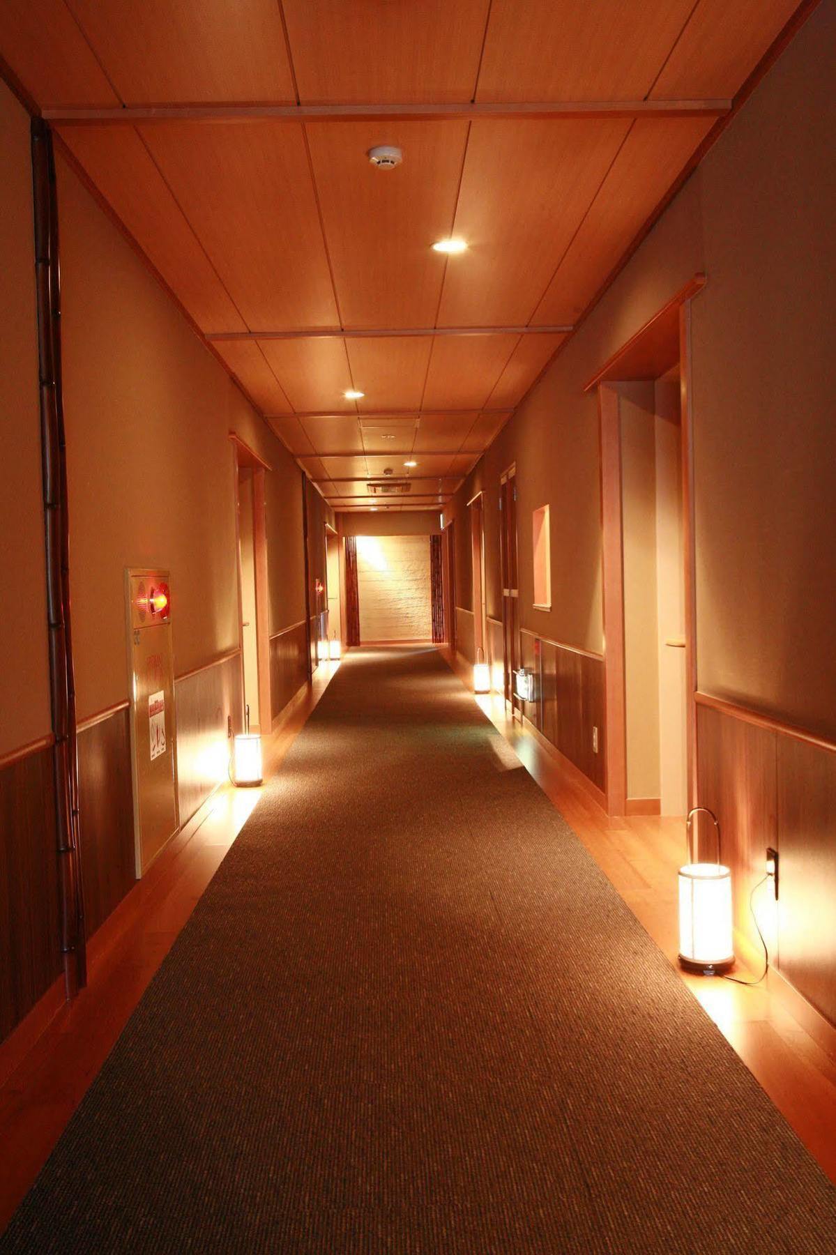 Hotel Shosenkaku Kagetsu Yuzawa  Esterno foto