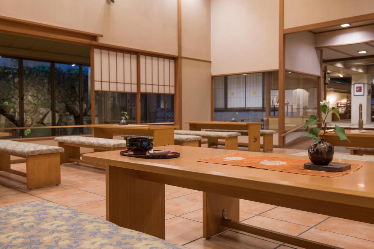 Hotel Shosenkaku Kagetsu Yuzawa  Esterno foto